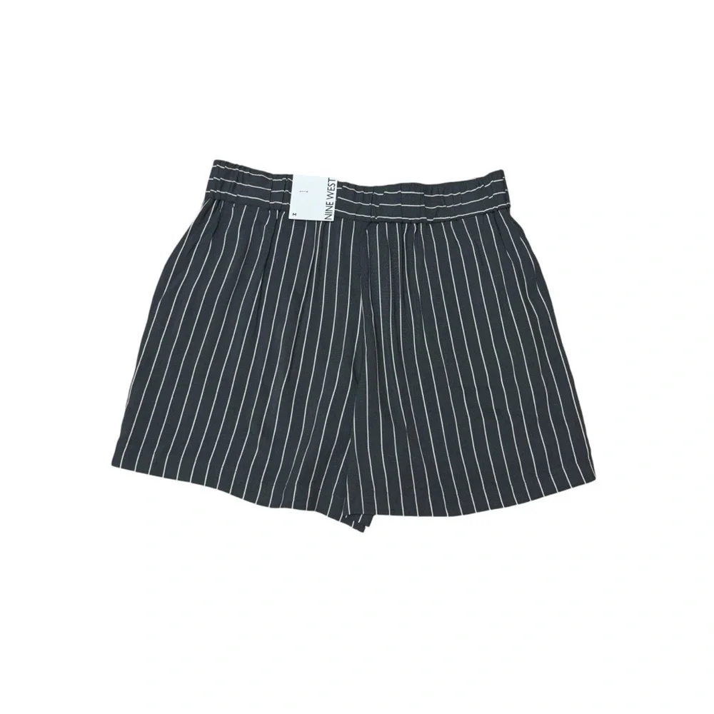 Nine West Women's M Medium Soft Pull on Shorts Striped Rayon NWT Pockets